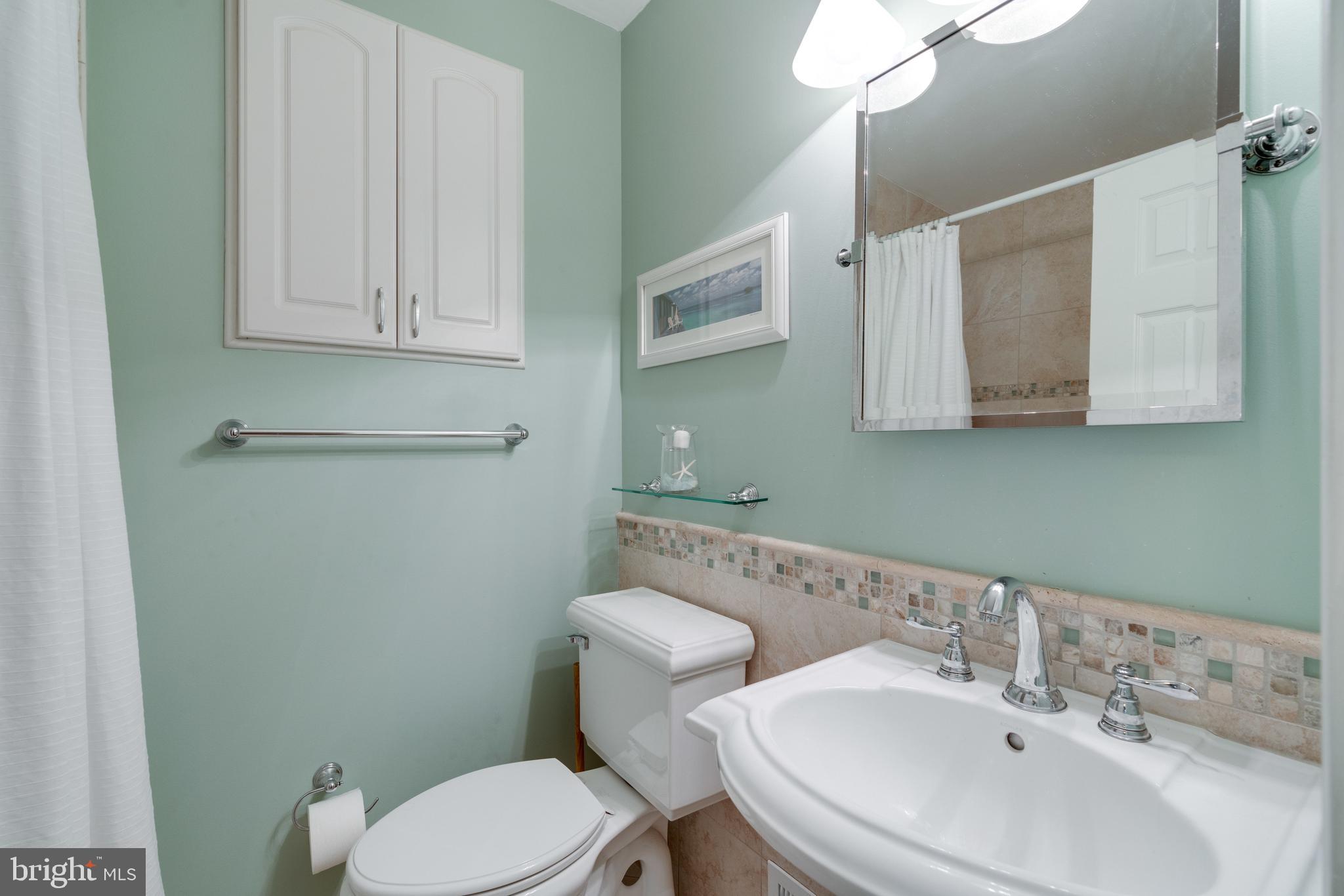 8315 Cushing Court Springfield, VA 22153 - Photo 37 of 59 upstairs full bath