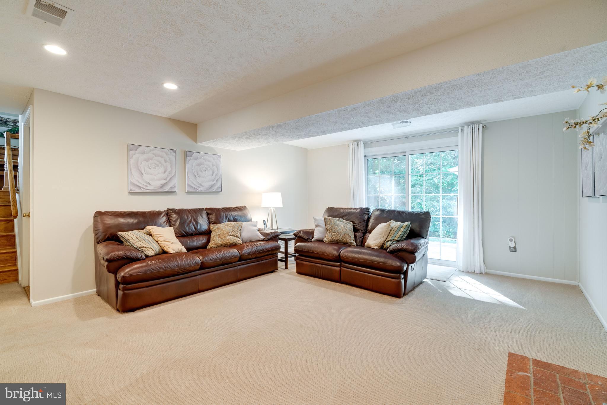 8315 Cushing Court Springfield, VA 22153 - Photo 40 of 59 family room