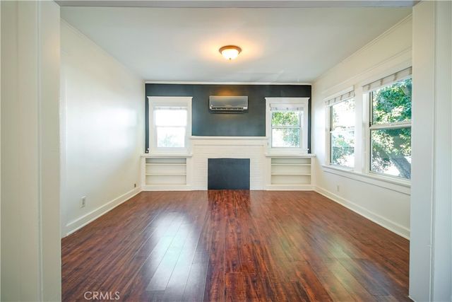 $3,495 | 721 North Hoover Street, Los Angeles, CA 90029