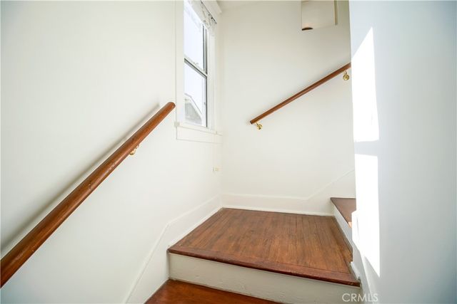 $3,495 | 721 North Hoover Street, Los Angeles, CA 90029