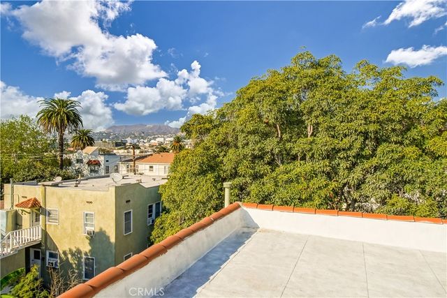 $3,495 | 721 North Hoover Street, Los Angeles, CA 90029