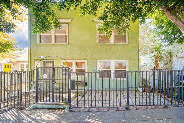 $3,495 | 721 North Hoover Street, Los Angeles, CA 90029