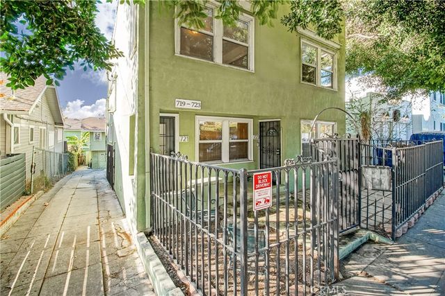 $3,495 | 721 North Hoover Street, Los Angeles, CA 90029