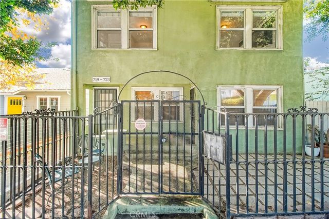 $3,495 | 721 North Hoover Street, Los Angeles, CA 90029