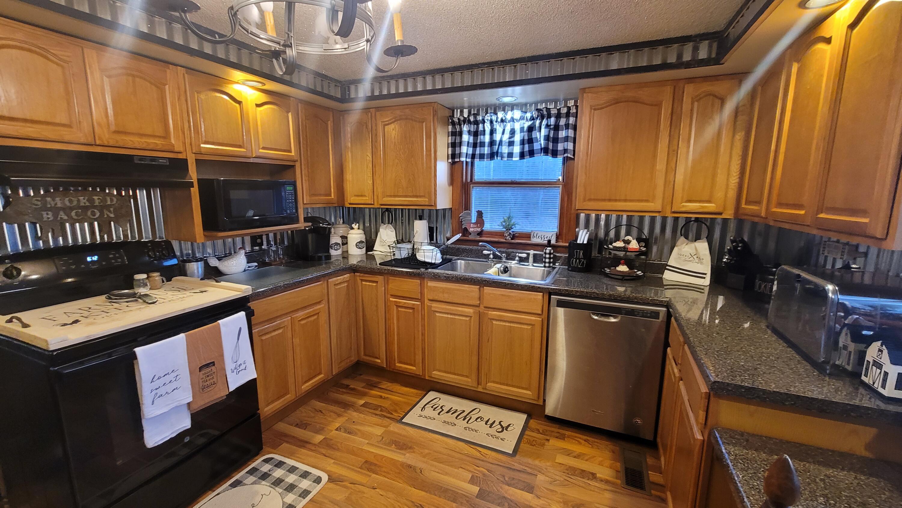 1549 3 C Loop Road Williamsburg, KY 40769 - Photo 21 of 39 20230223_181217