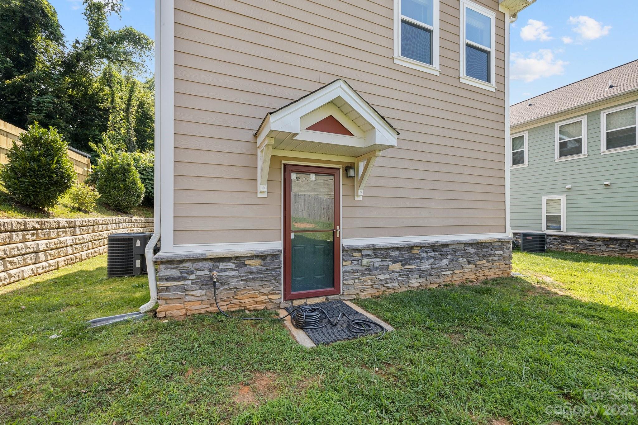76 Shiloh Road Asheville, NC 28803 - Photo 21 of 31 Gallery Image 21