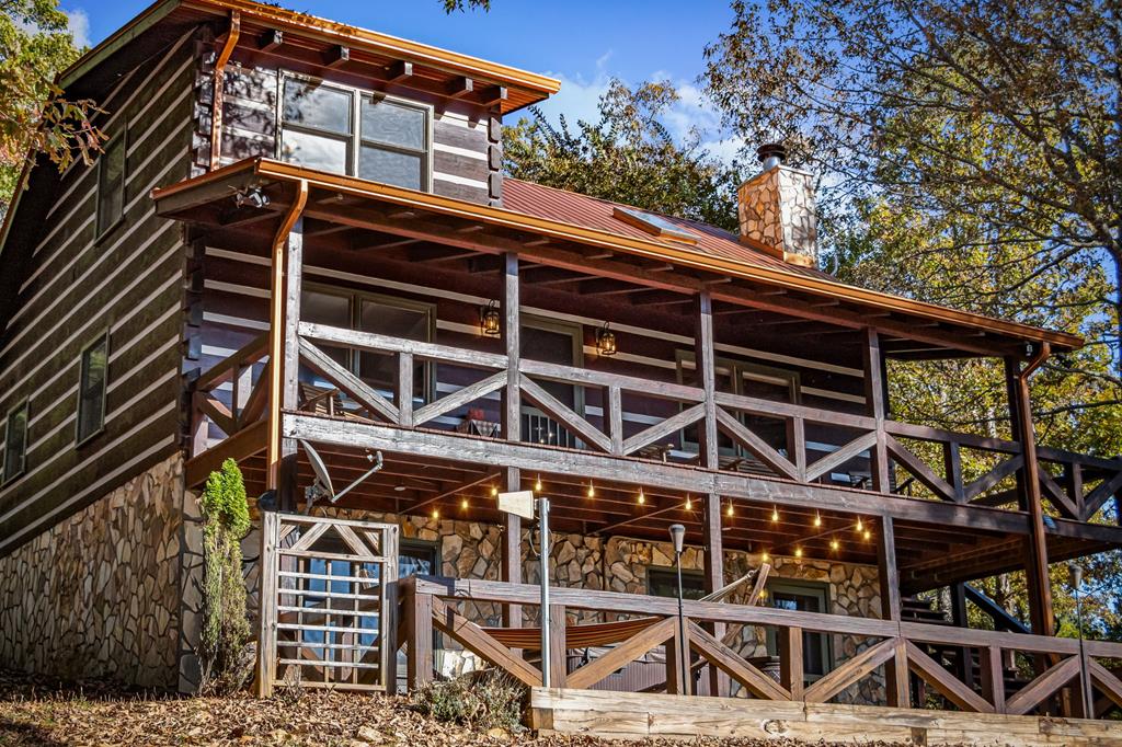 212 Dogpatch Lane Blue Ridge, GA 30513 - Photo 5 of 70