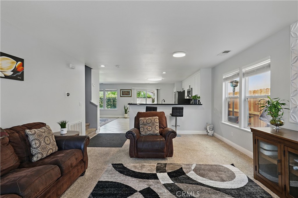 1235 Sunrise Drive Merced, CA 95348 - Photo 14 of 44 a living room with furniture and a rug
