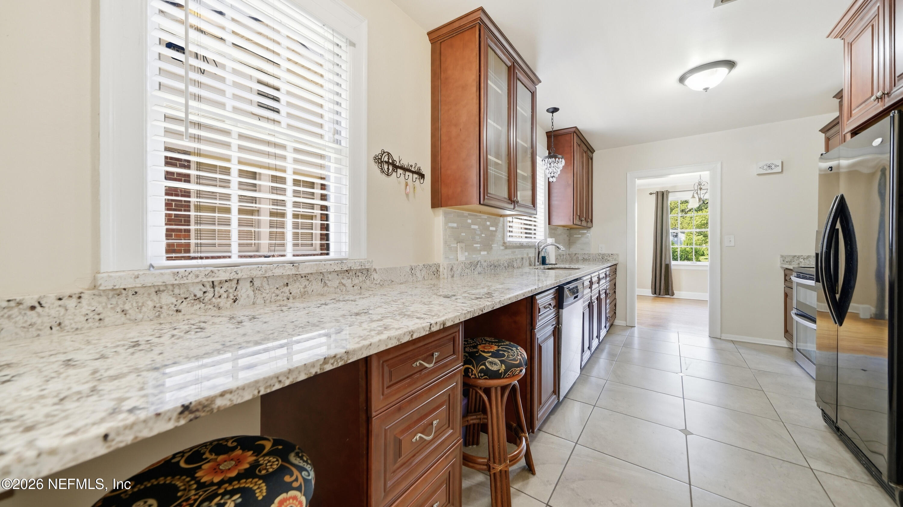 821 Old Hickory Road Jacksonville, FL 32207 - Photo 16 of 64 821 Old Hickory Road-16
