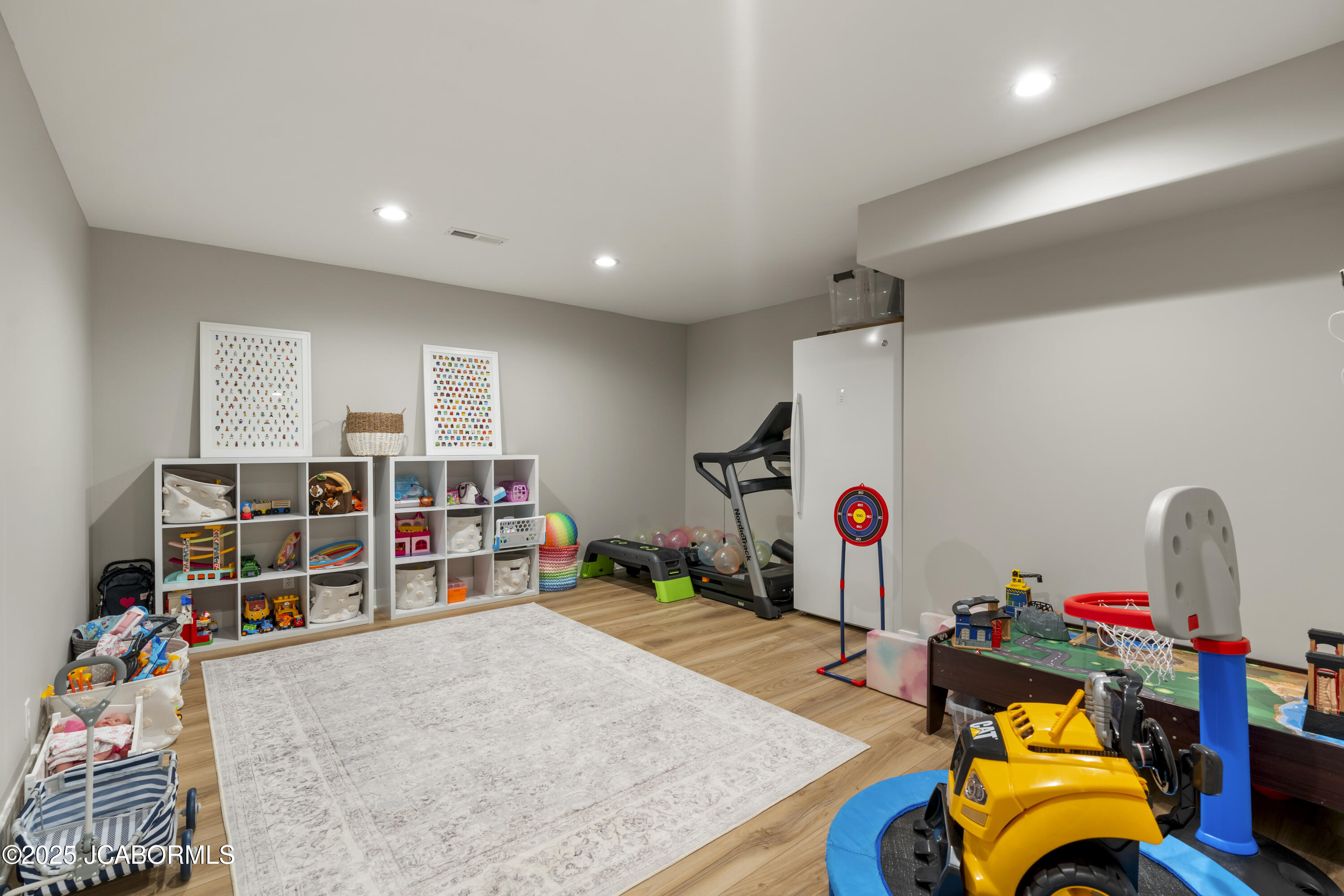 732 Hobbs Road Jefferson City, MO 65109 - Photo 32 of 42 A7_08229
