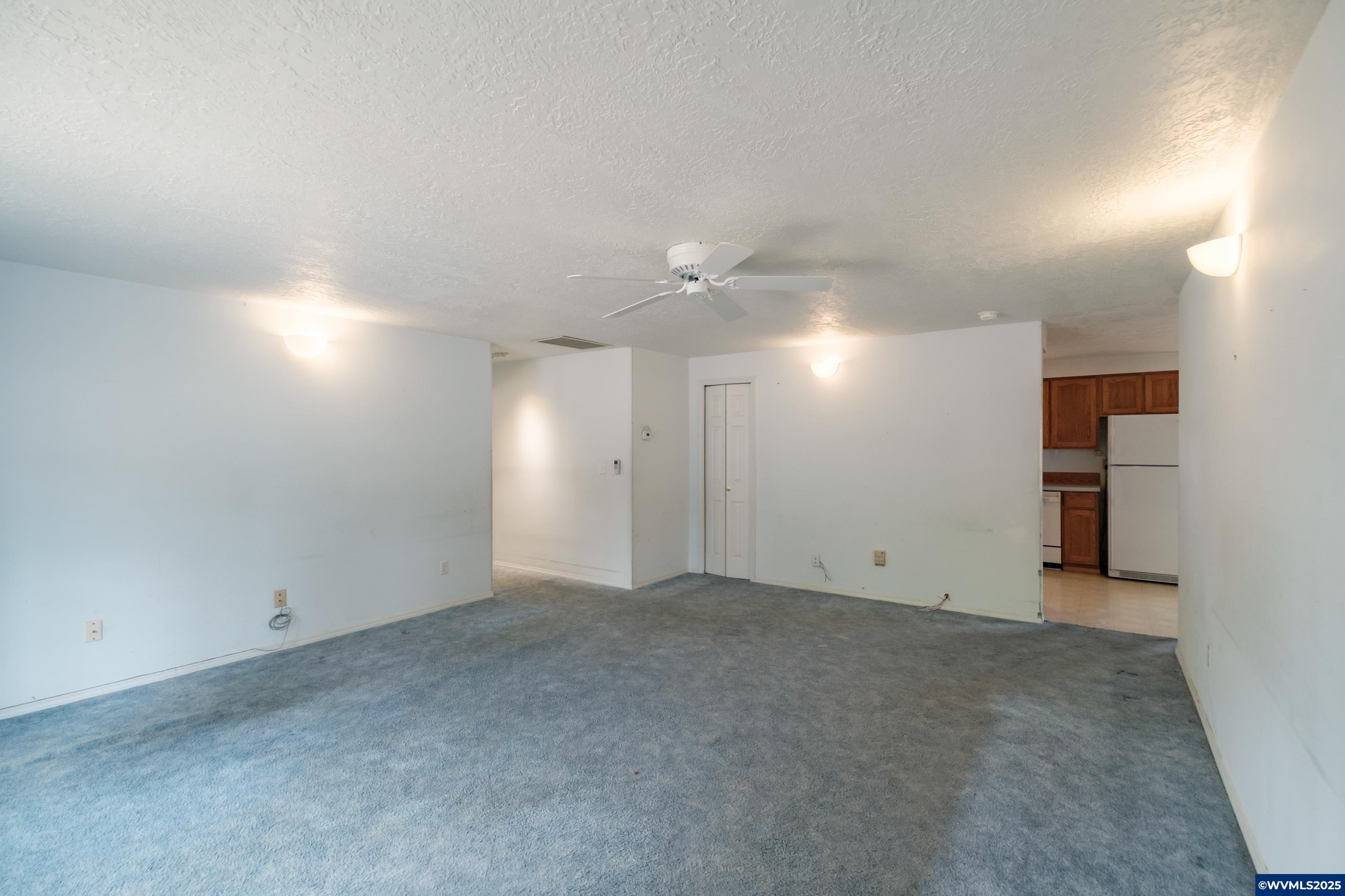 5074 Lone Oak Road Southeast Salem, OR 97306 - Photo 3 of 22