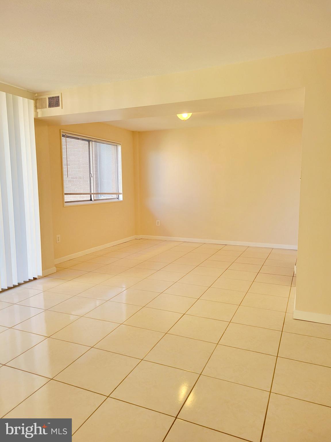 1836 Metzerott Road, Unit 624 Adelphi, MD 20783 - Photo 23 of 26 Dining area