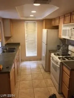 $1,000 | 1440 East Vegas Valley Drive, Unit 7, Las Vegas, NV 89169