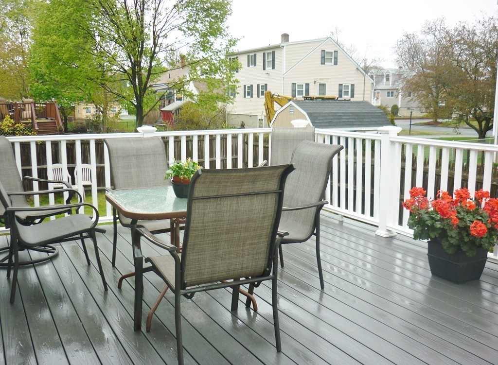 6 Willis Road Peabody, MA 01960 - Photo 8 of 30 Gallery Image 8