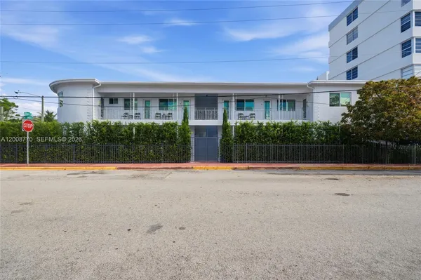 $1,499 | 319 80th Street, Unit 7, Miami Beach, FL 33141