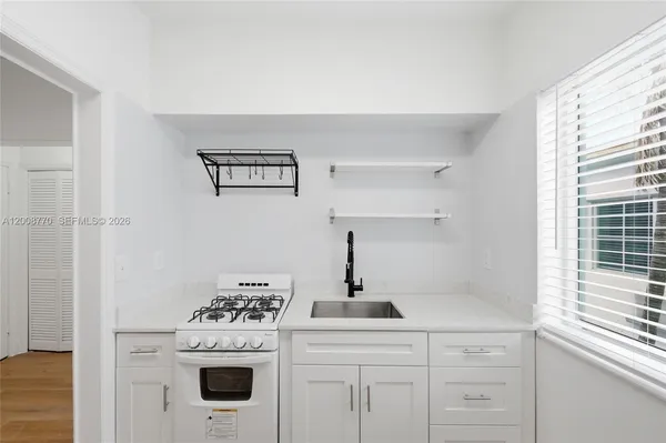 $1,499 | 319 80th Street, Unit 7, Miami Beach, FL 33141