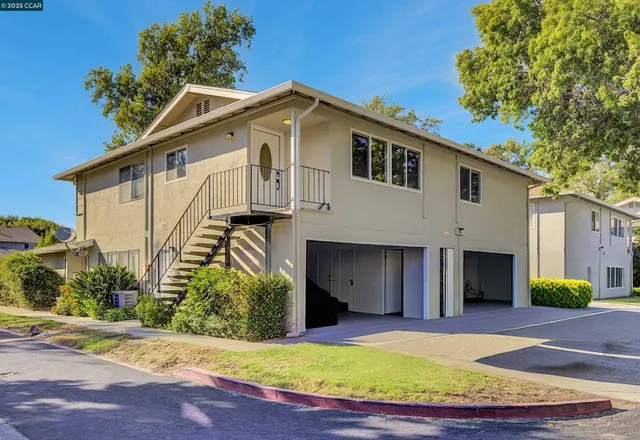 $338,000 | 1356 Del Rio Circle, Unit D, Concord, CA 94518