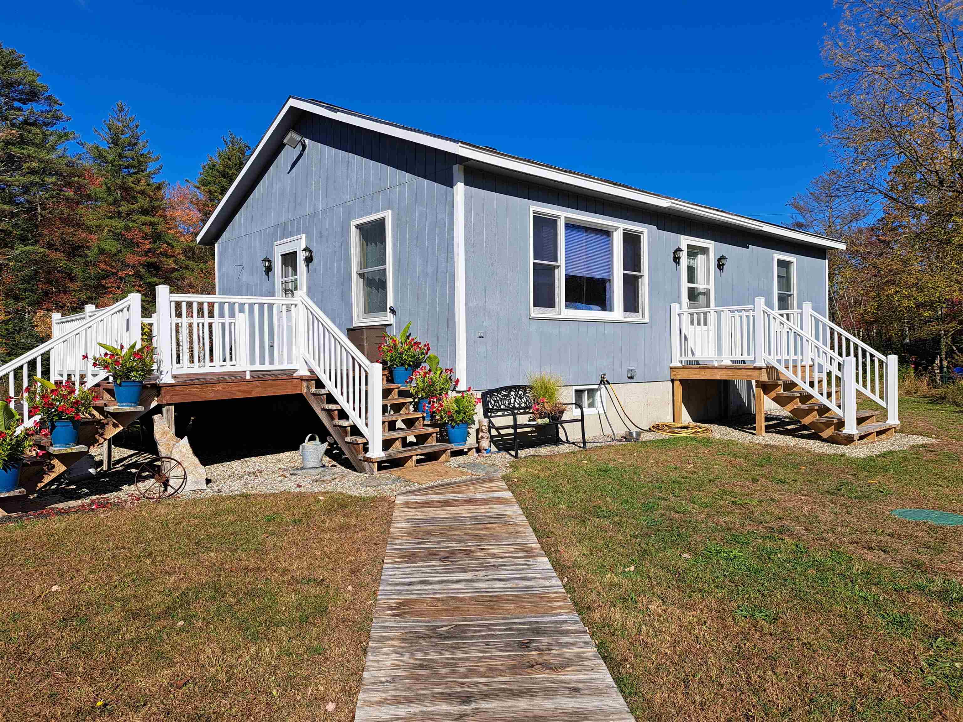 284 West Unity Road Claremont, NH 03743 - Photo 2 of 29