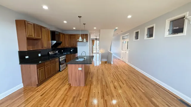 $720,000 | 3236 South Stewart Avenue, Chicago, IL 60616