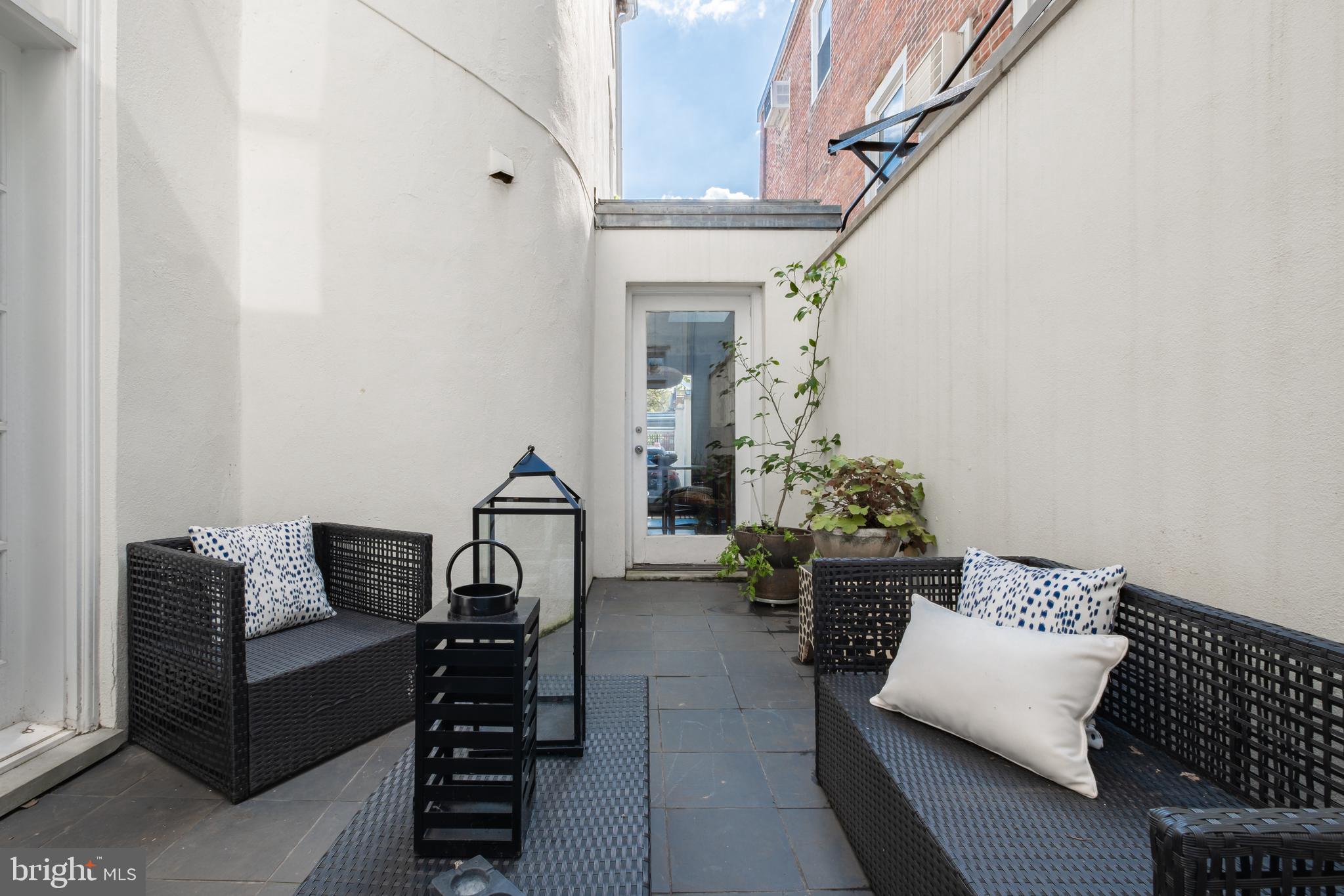634 Spruce Street Philadelphia, PA 19106 - Photo 18 of 58
