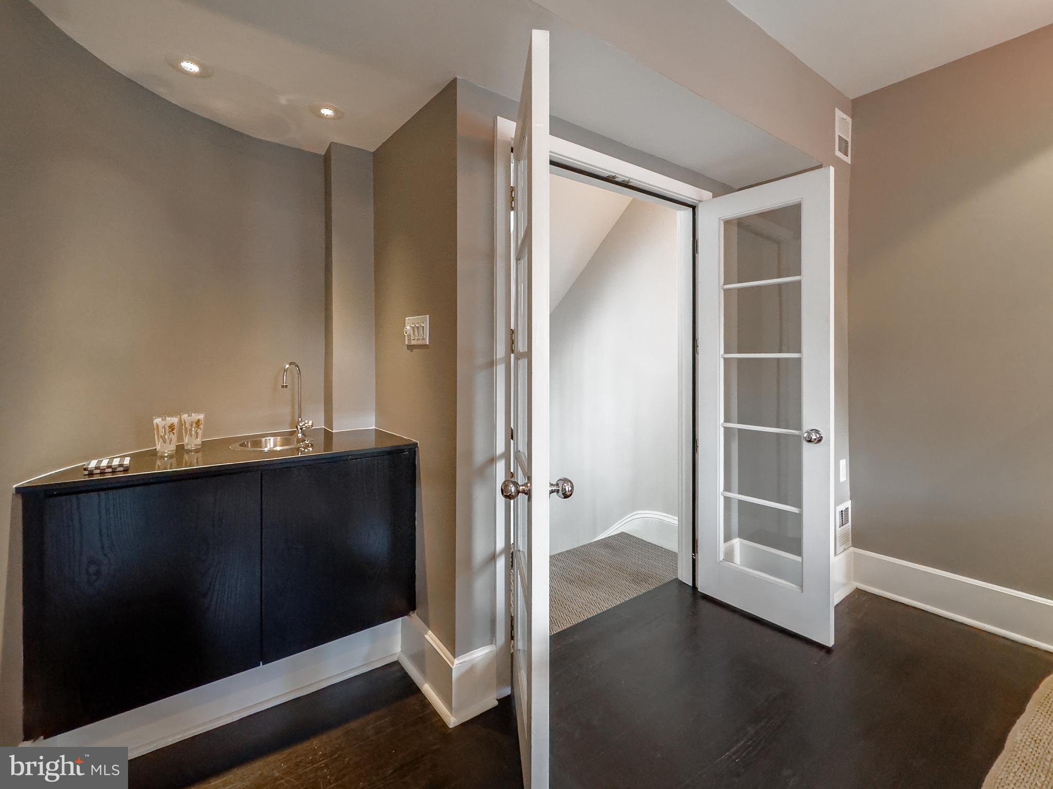 634 Spruce Street Philadelphia, PA 19106 - Photo 27 of 58