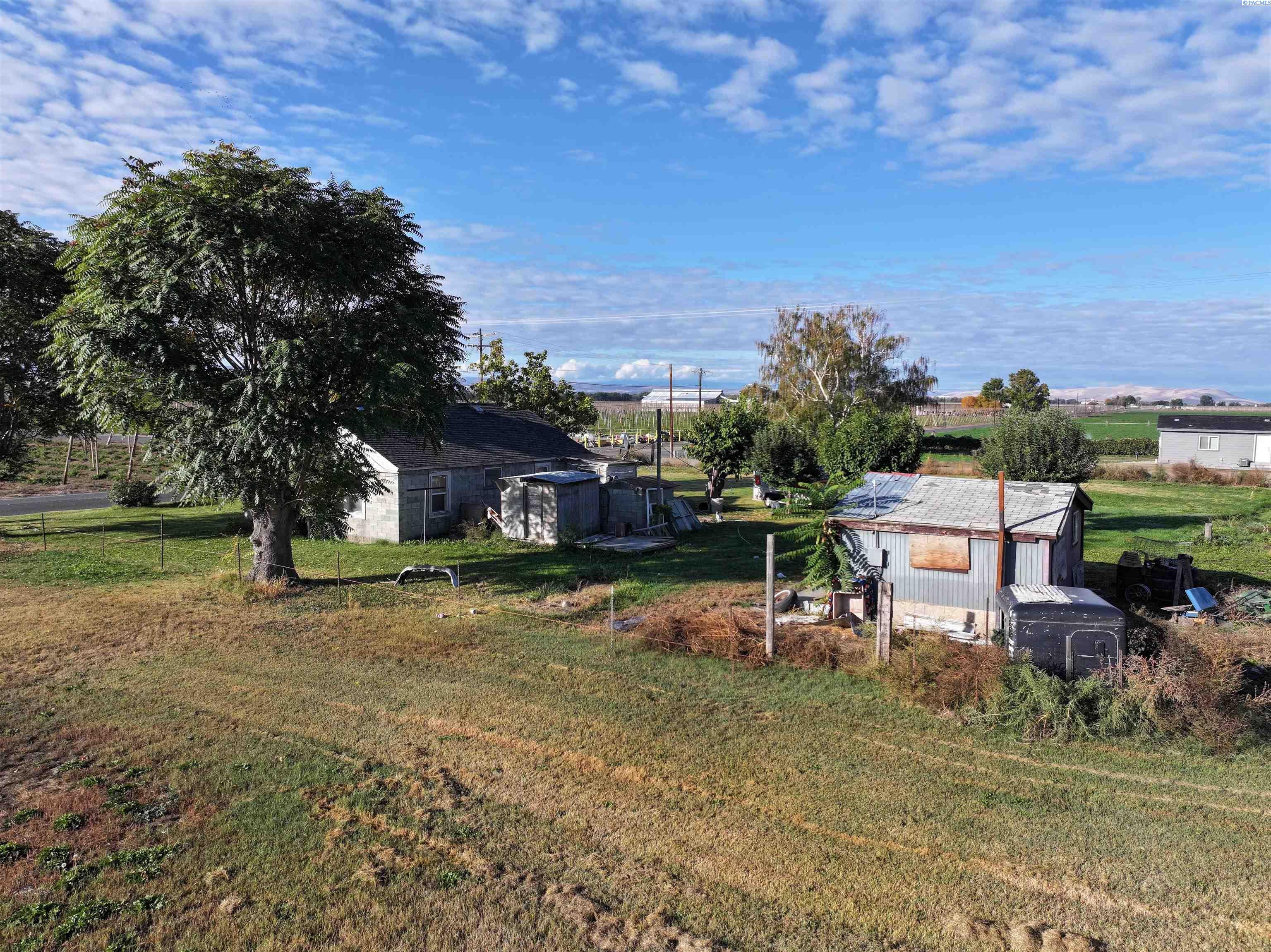 6351 Emerald Road Sunnyside, WA 98944 - Photo 9 of 19 Gallery Image 9