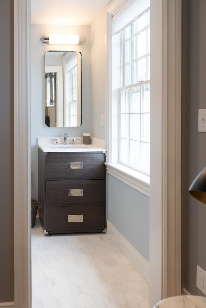 17 Lily Street Nantucket, MA 02554 - Photo 14 of 42