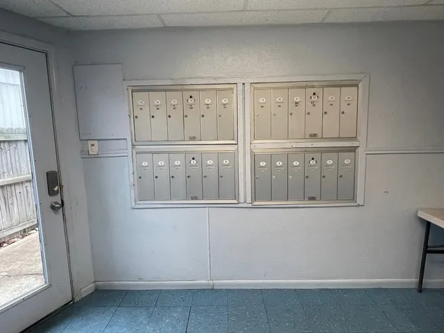 $1,000 | 1111 Sunrise Road, Unit 14, Round Rock, TX 78664