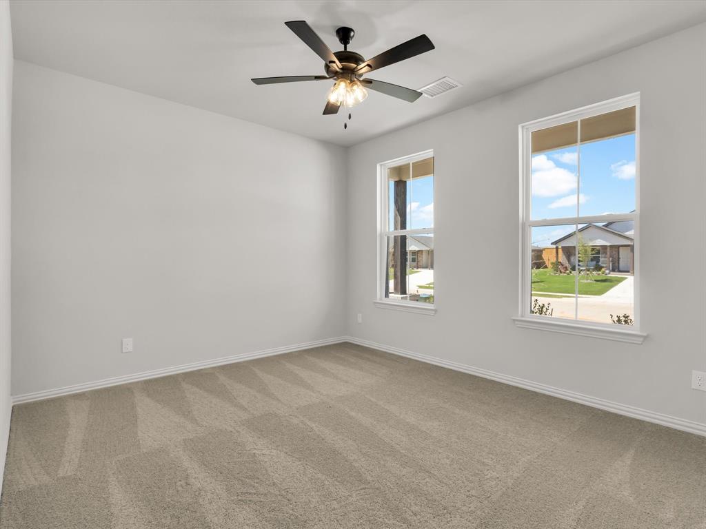 608 Jameson Springtown, TX 76082 - Photo 20 of 27