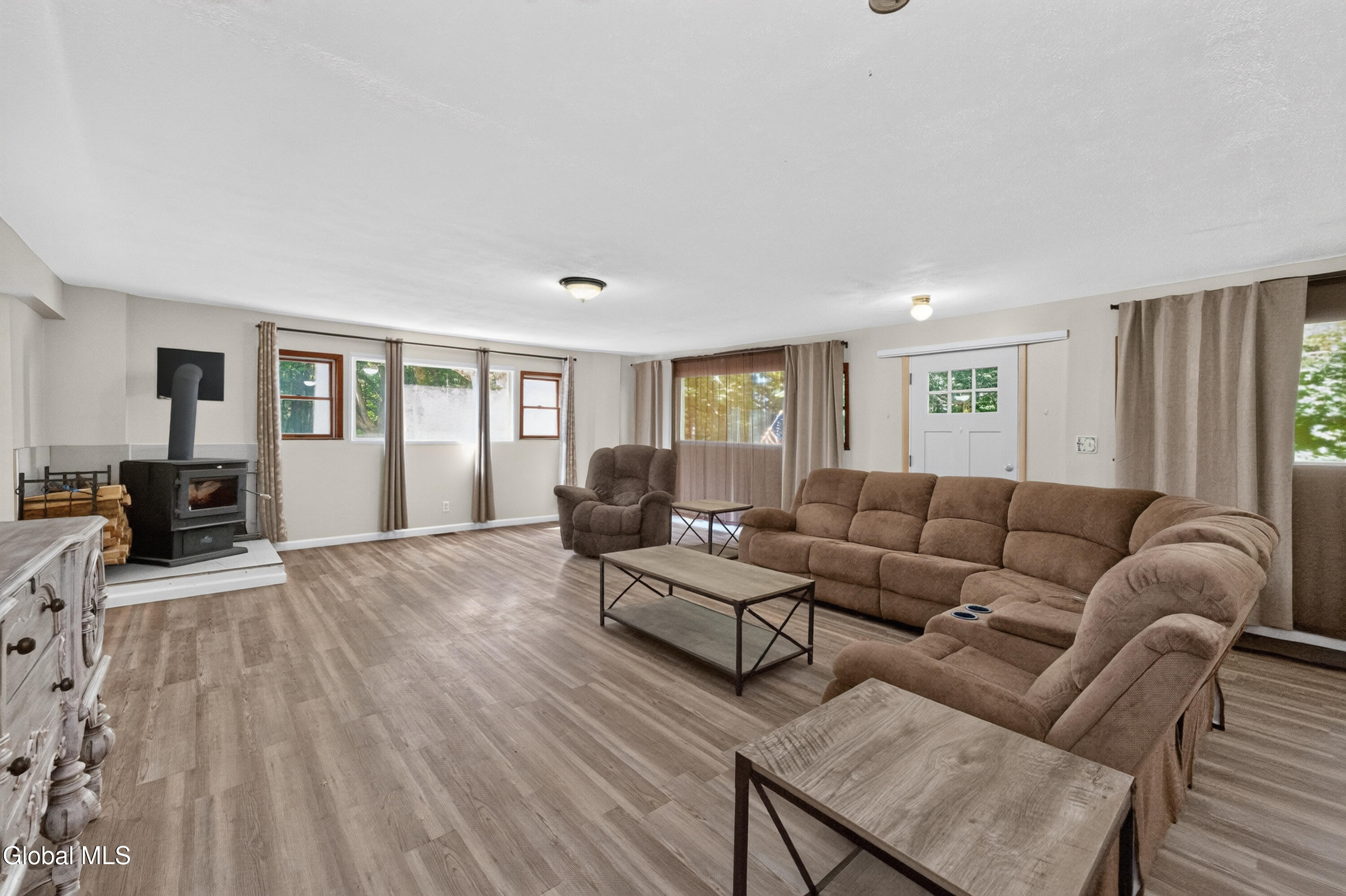 522 Konchar Road Maryland, NY 12116 - Photo 19 of 54 4 Greatroom 4
