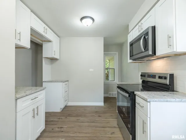 $155,000 | 3122 North North Street, Peoria, IL 61604