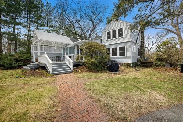 $1,725,000 | 207 Pleasant Street, Milton, MA 02186