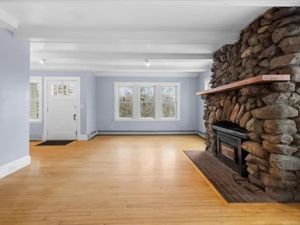 $1,725,000 | 207 Pleasant Street, Milton, MA 02186