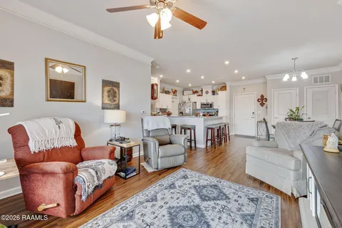 $299,000 | 1521 Camellia Boulevard, Unit 4401, Lafayette, LA 70508