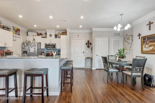 $299,000 | 1521 Camellia Boulevard, Unit 4401, Lafayette, LA 70508