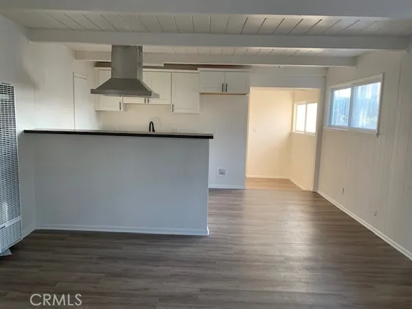 $4,700 | 3209 West 110th Street, Unit FRONT HOUS, Inglewood, CA 90303