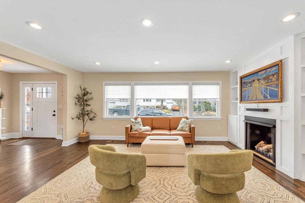 58 Magnolia Road Swampscott, MA 01907 - Photo 12 of 38