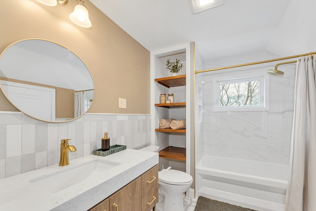 58 Magnolia Road Swampscott, MA 01907 - Photo 20 of 38