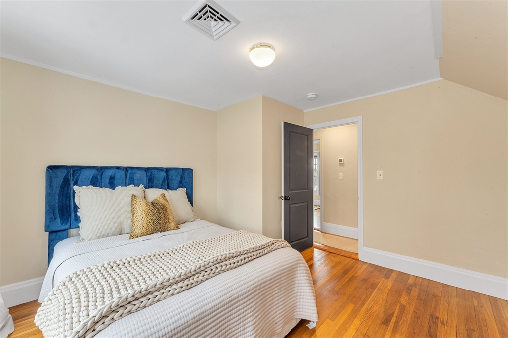 58 Magnolia Road Swampscott, MA 01907 - Photo 23 of 38