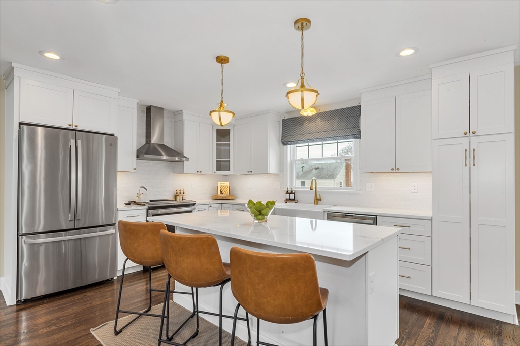 58 Magnolia Road Swampscott, MA 01907 - Photo 3 of 38