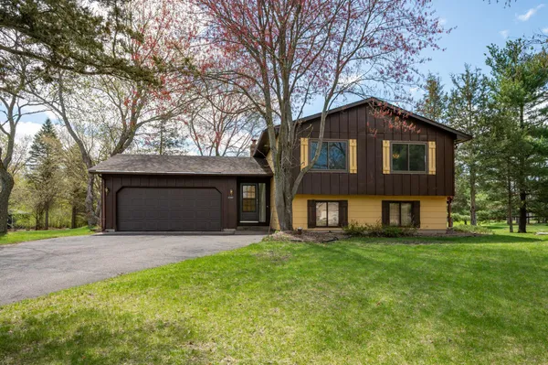 $365,000 | 4560 148th Avenue Northwest, Andover, MN 55304