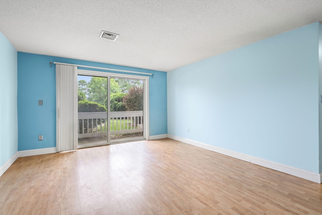 15 Bower Road, Unit E1 Quincy, MA 02169 - Photo 4 of 34