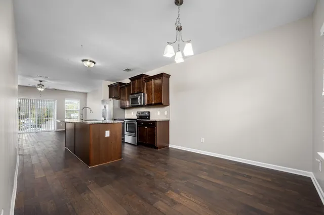 $1,829 | 2118 Middle Tennessee Boulevard, Murfreesboro, TN 37130