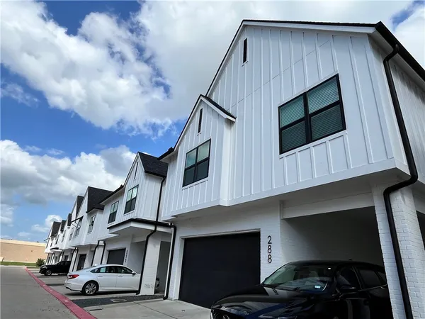 $3,900 | 288 Estates Circle, College Station, TX 77840