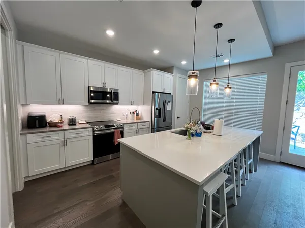 $3,900 | 288 Estates Circle, College Station, TX 77840