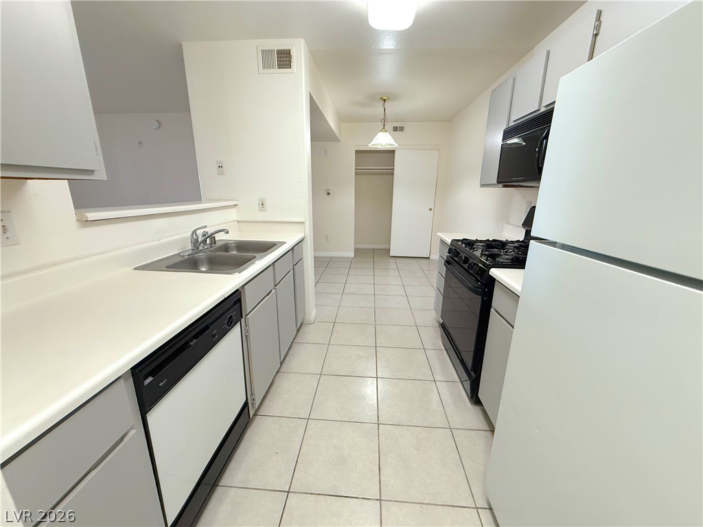 7885 West Flamingo Road, Unit 1015 Las Vegas, NV 89147 - Photo 6 of 15