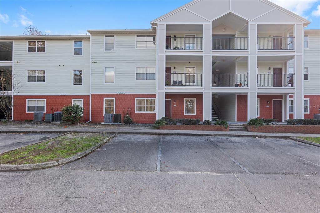 2360 Southwest Archer Road, Unit 607 Gainesville, FL 32608 - Photo 28 of 50 front view of a brick building