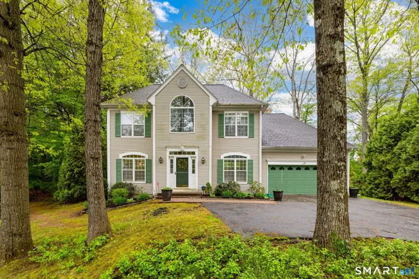 $377,000 | 8 Whitward Place, Windsor, CT 06095