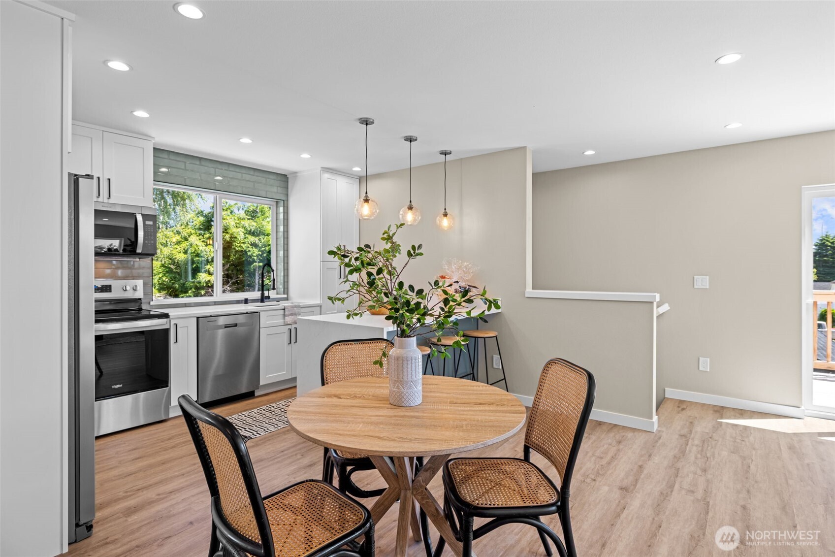 2526 State Street, Unit B Everett, WA 98201 - Photo 7 of 24
