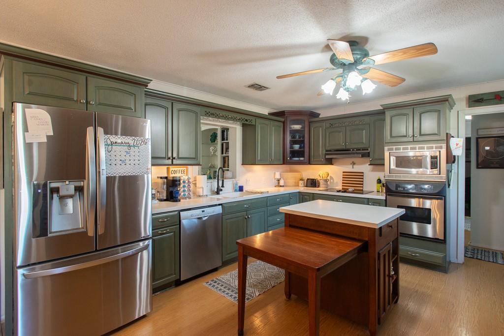 904 Clifford Street Athens, TX 75751 - Photo 4 of 23